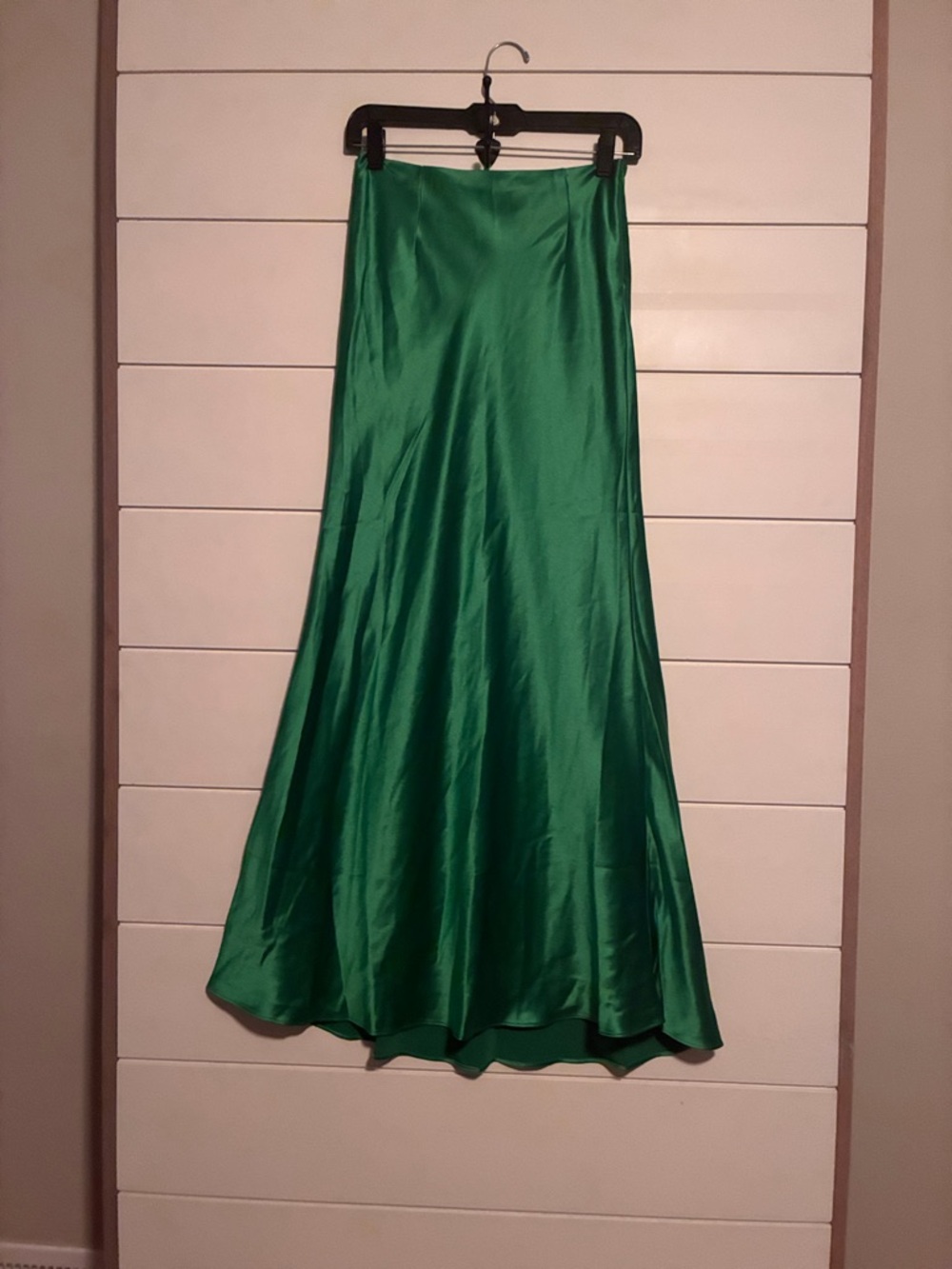 Mare Mare Evie Strapless Satin Skirt - Picture 5 of 10